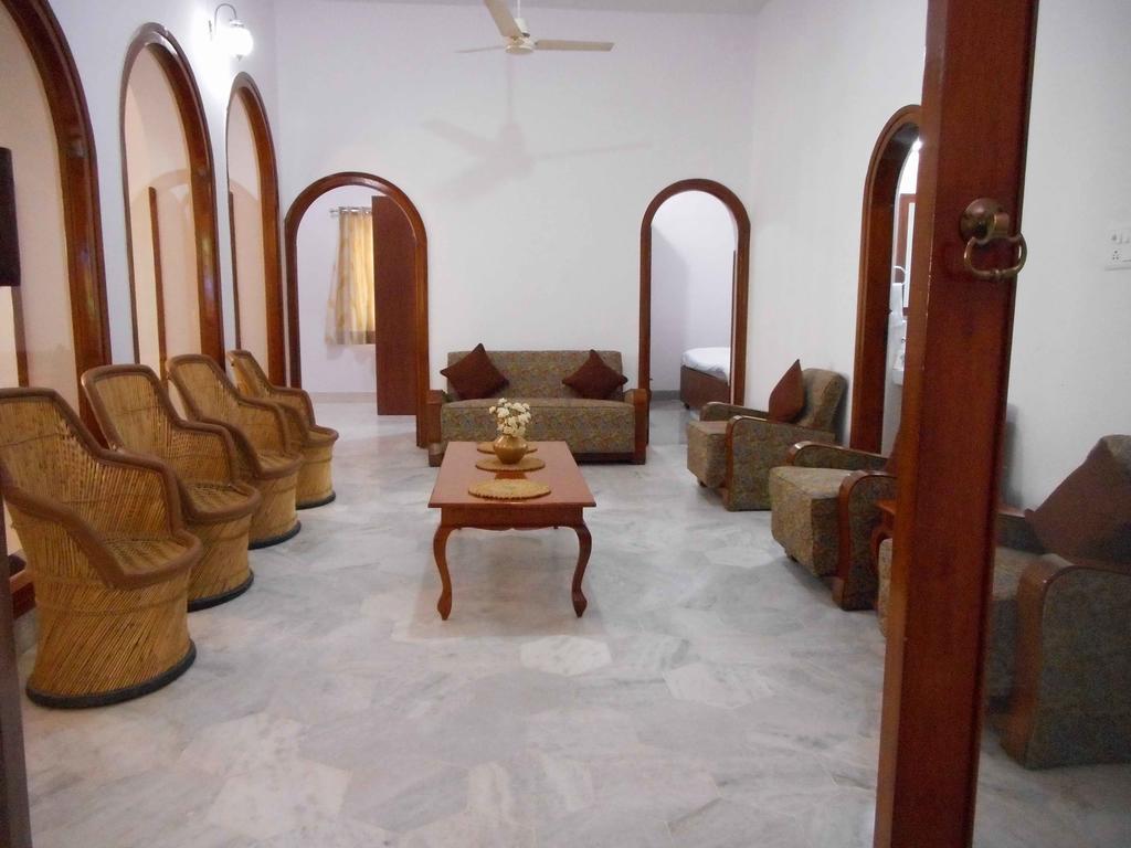 Guest house Shiv Niwas *